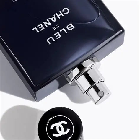 Bleu de Chanel Eau de Parfum di Chanel