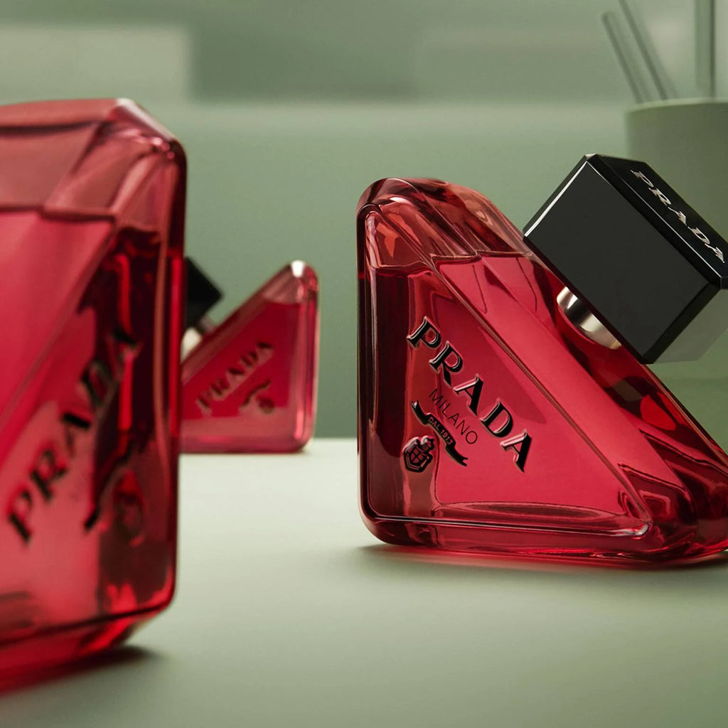 Prada Paradoxe Radical Essence Parfum di Prada